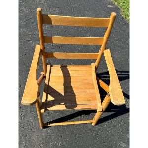 0102c733-b5eb-4a57-ab46-b101c474b53a_LP.jpg Vintage Child's Wooden Slat Folding Deck Lawn Beach Chair