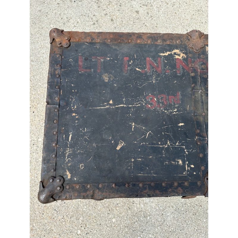 3298529b-7c31-4820-8bb4-0f00b35ea985_LP.jpg Original WWI Lieutenant Leroy Nortman 33rd Division Storage Trunk Foot Locker WW1
