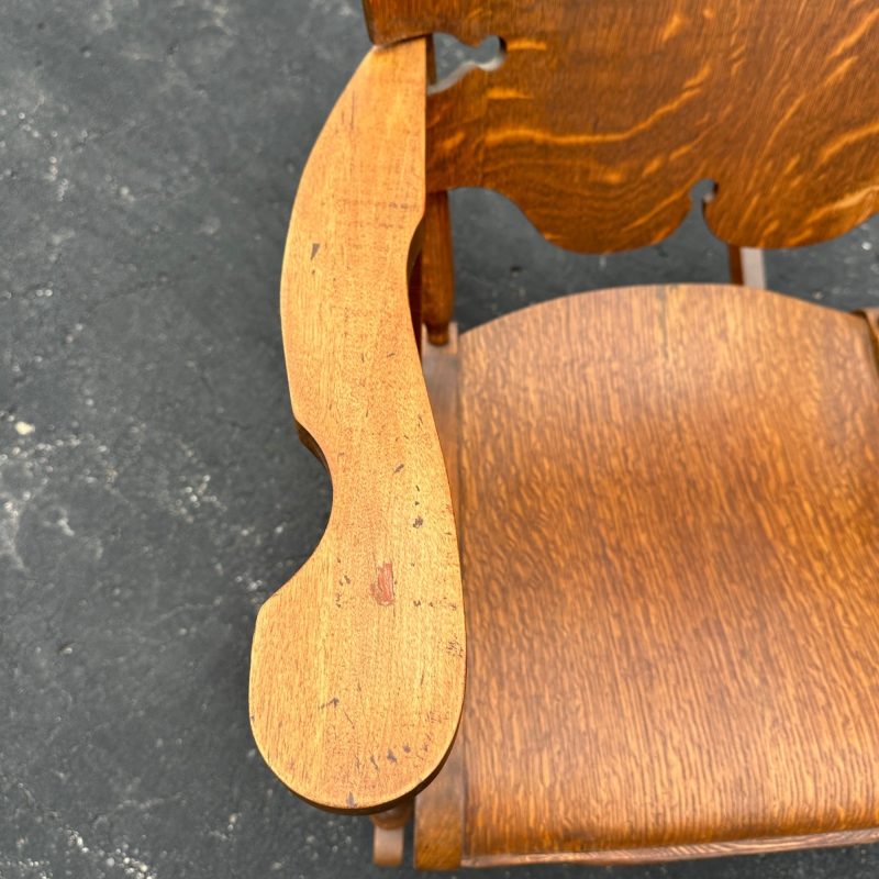 Antique Wide Quartersawn Oak Wooden Rocking Chair
