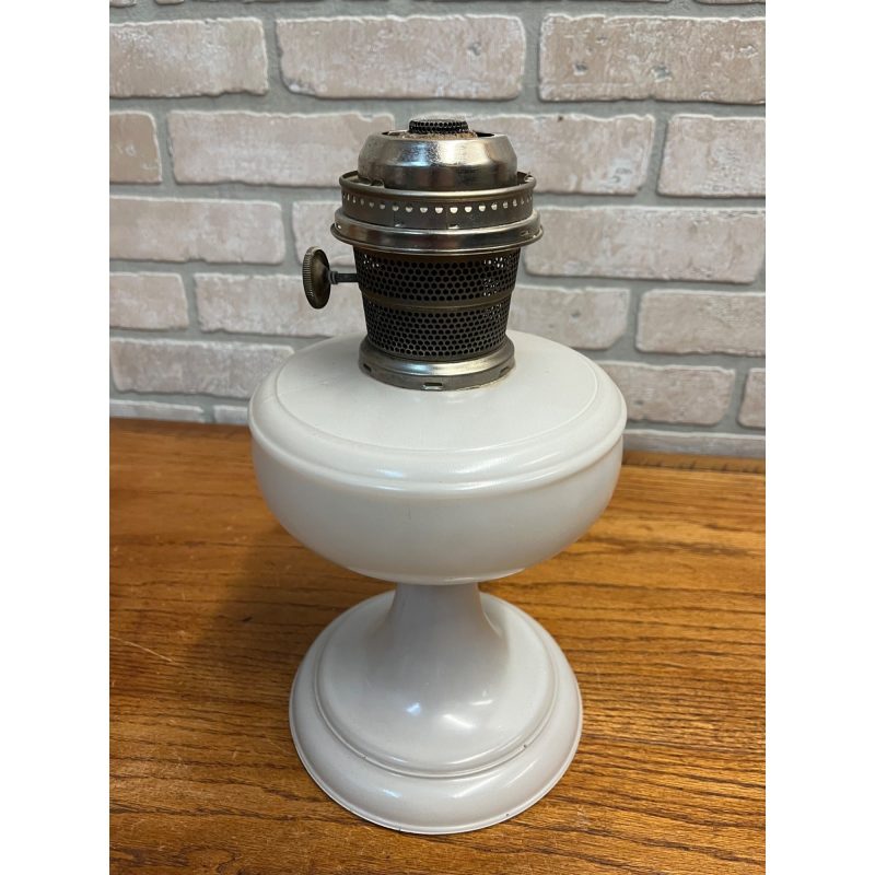 Aladdin White Venetian Glass Oil Lamp w/ NuType Model B Burner