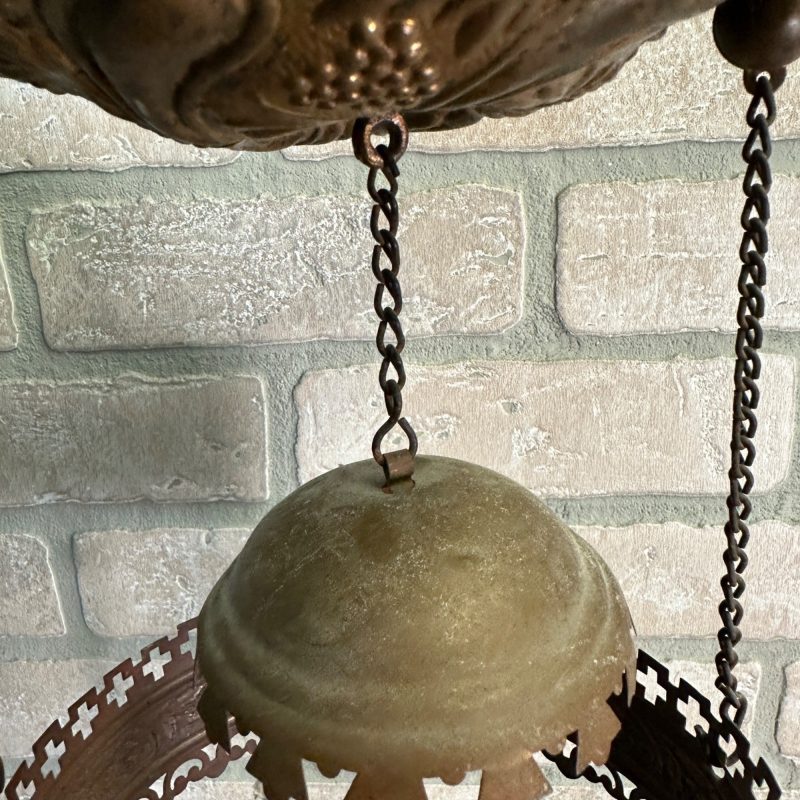 NBDkNQqG_11.jpg Antique Victorian Hanging Oil Kerosene Lamp w/ Ruby Burmese Shade Uranium Glows!