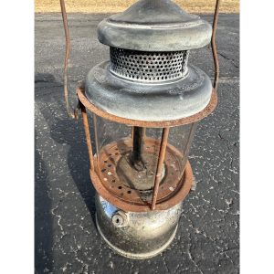 RkKwOAxI_8.jpg Vintage Coleman Quicklite Model 327 Lantern Lamp Dated 4-29