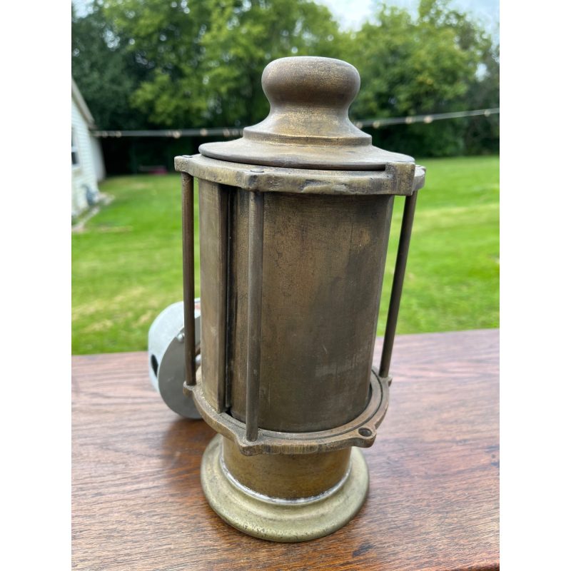 Rt2ZlxeN_1.jpg Antique Industrial Brass Nautical Ship's Lantern Wall Sconce CMW Co.