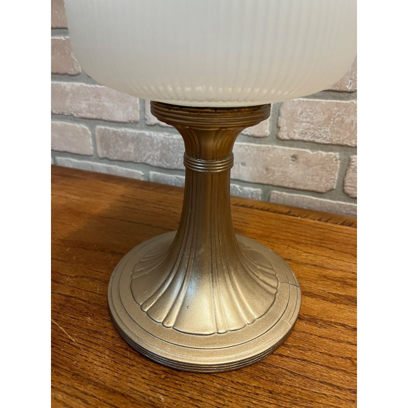 Aladdin Queen White Moonstone Oil Lamp w/ NuType Model B Burner