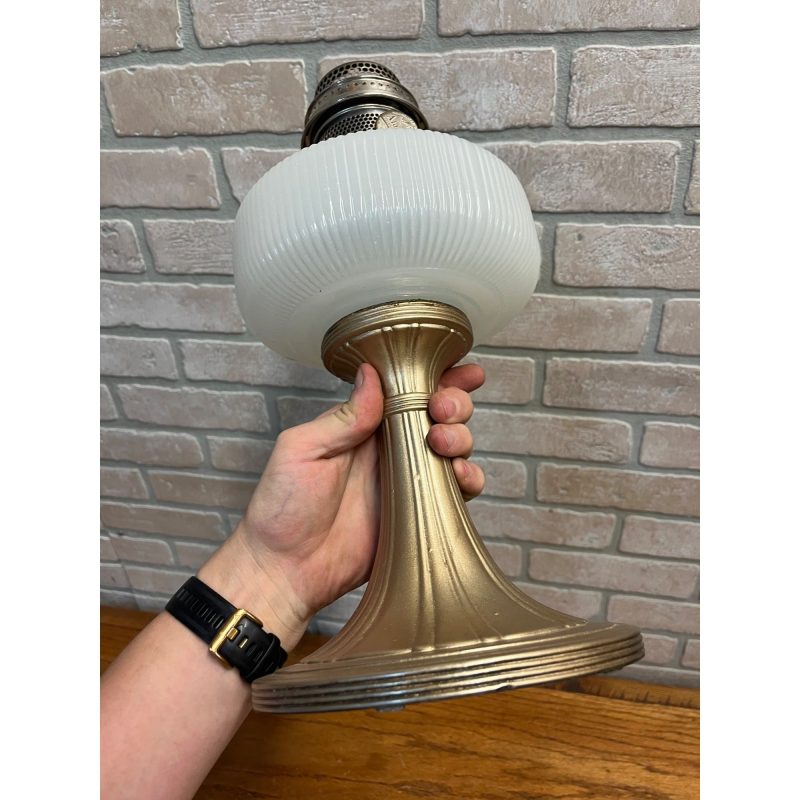 Aladdin Queen White Moonstone Oil Lamp w/ NuType Model B Burner