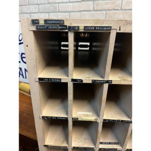 mW6MKaIH_10.jpg Vintage US Post Office Brass 30-Door Wood Cabinet Postal Unit w/ Keys Cubbies