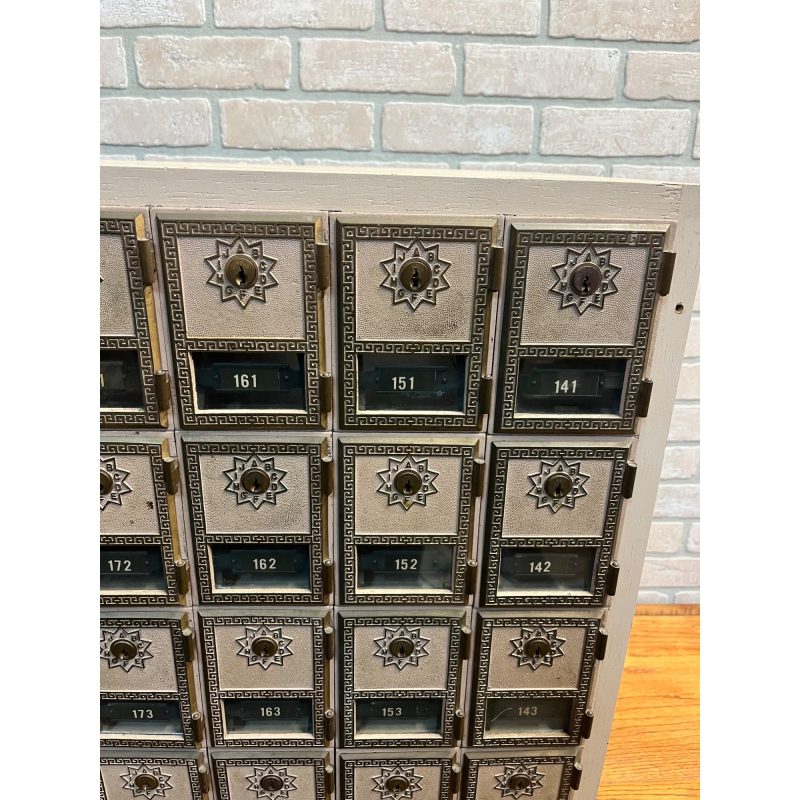 mW6MKaIH_5.jpg Vintage US Post Office Brass 30-Door Wood Cabinet Postal Unit w/ Keys Cubbies