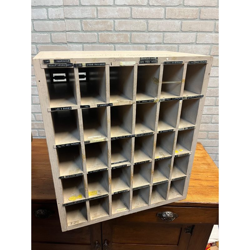 mW6MKaIH_9.jpg Vintage US Post Office Brass 30-Door Wood Cabinet Postal Unit w/ Keys Cubbies