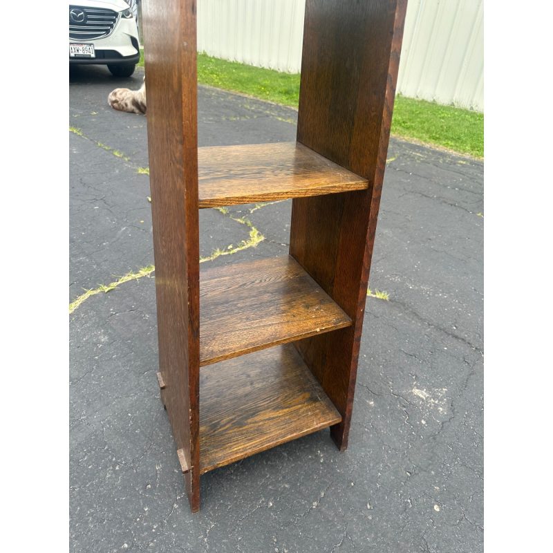 s92hMAuM_7.jpg Antique Arts & Crafts Mission Oak Tapered 5-Shelf Bookshelf Book Case