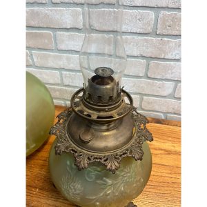 RARE Antique Satin Vaseline Uranium Glass Gone with the Wind Oil Lamp GWTW