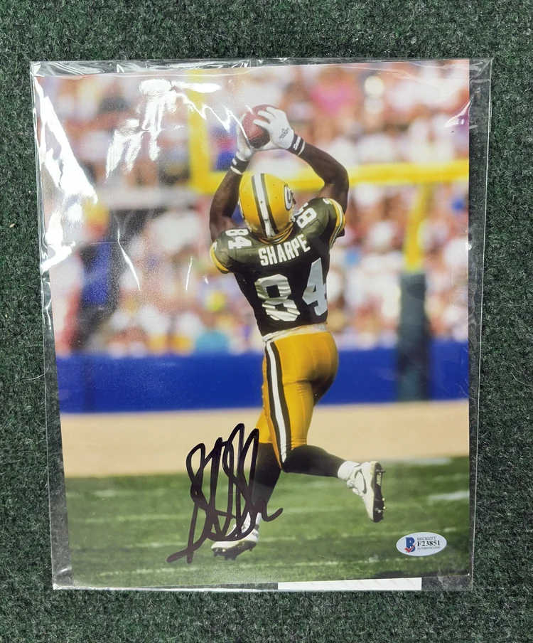 Sterling Sharpe autographed 8x10