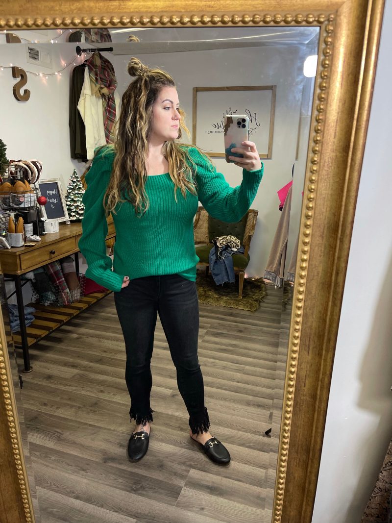 image_6e18f430-d0c0-48d3-a074-ea014e64b2e5.jpg Kelly sweater