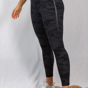 image_77d23360-79e7-4f21-bfff-a3332f8fd5fa.jpg Bad habit, plus leggings