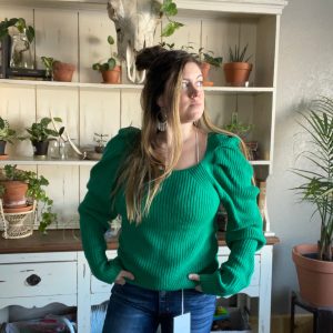 image_d787ee75-d10d-45d0-b218-1296781f0f70.jpg Kelly sweater