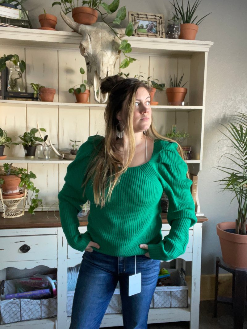 image_d787ee75-d10d-45d0-b218-1296781f0f70.jpg Kelly sweater