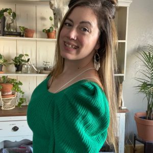 image_e228d8d5-96a2-40f2-94d8-5cfc1afbffff.jpg Kelly sweater