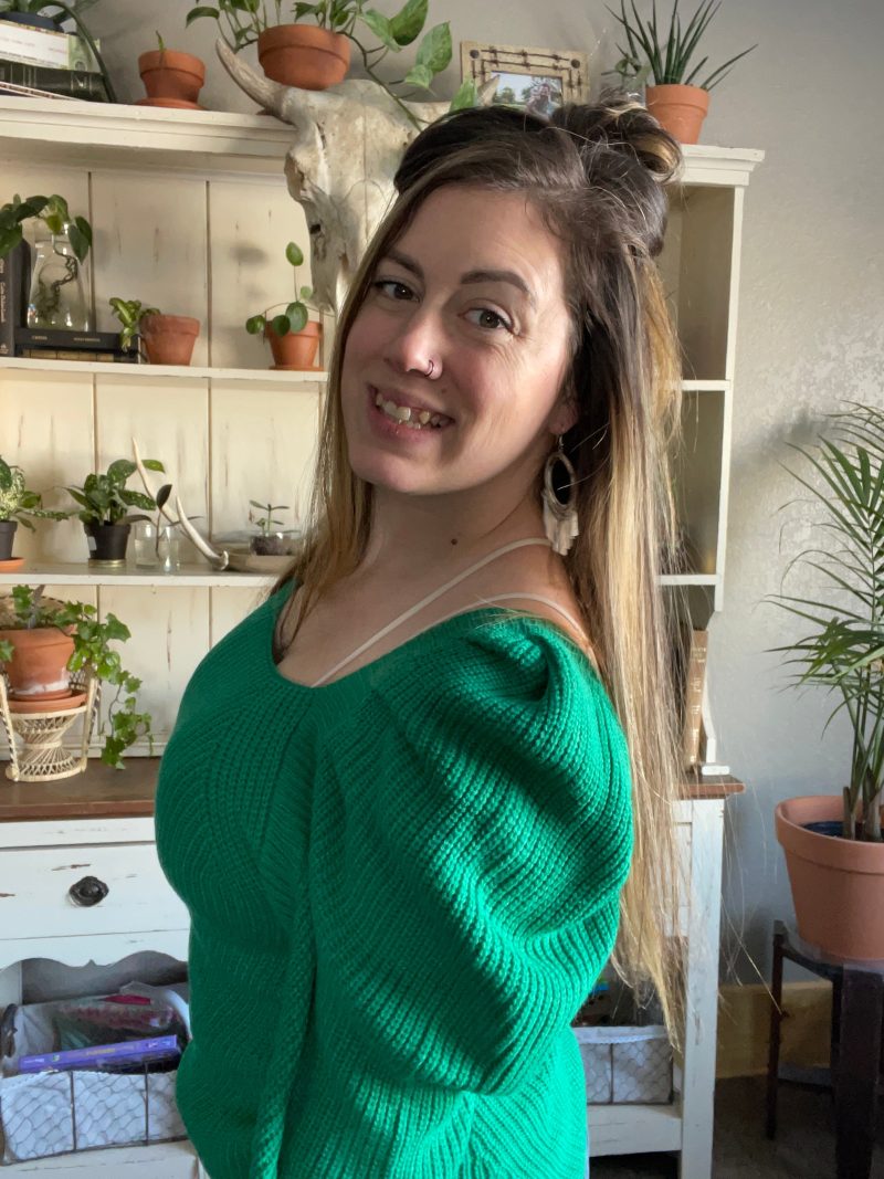 image_e228d8d5-96a2-40f2-94d8-5cfc1afbffff.jpg Kelly sweater